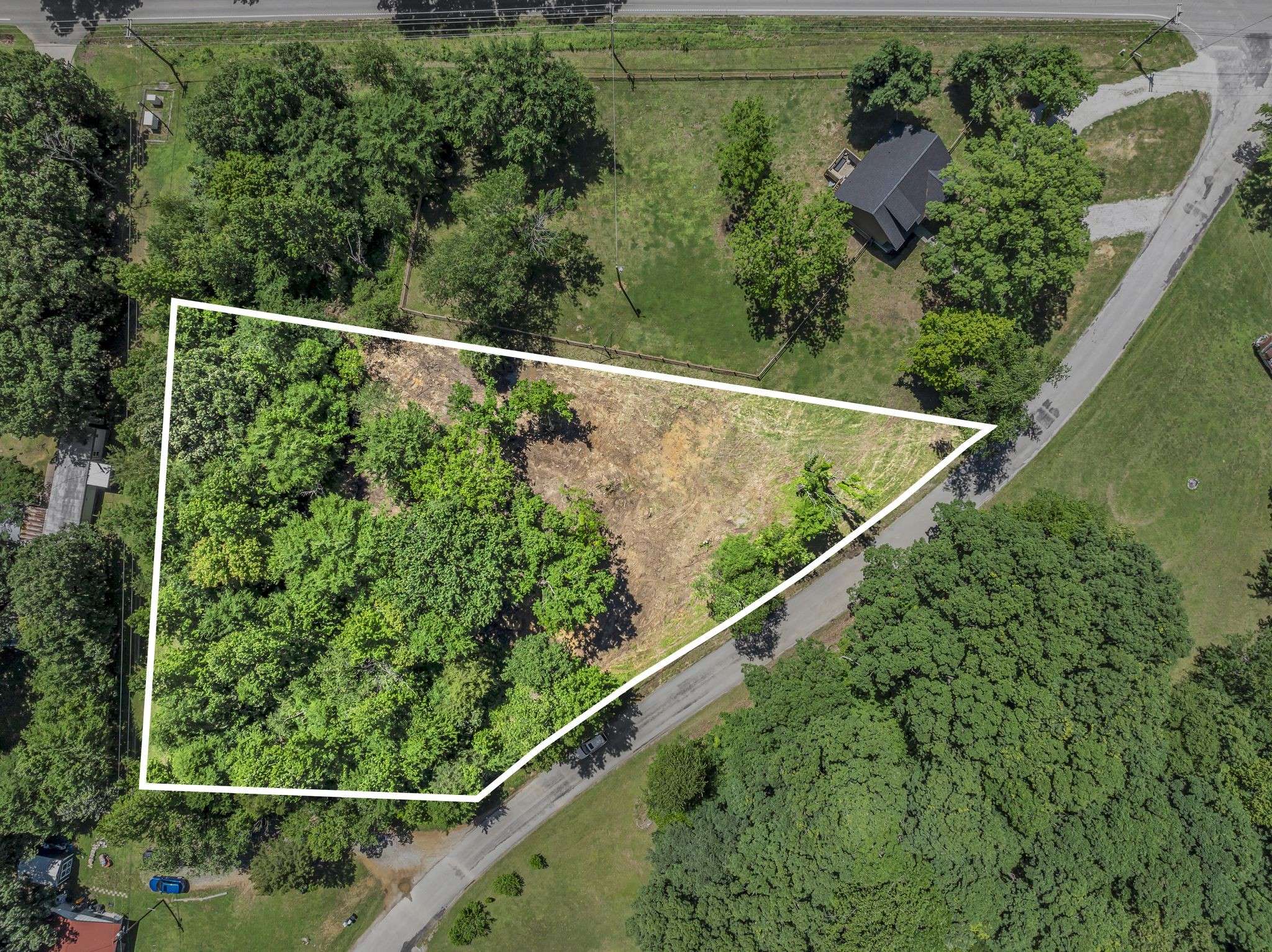 3563 Clay Tomlinson Road, Erin, TN 37061