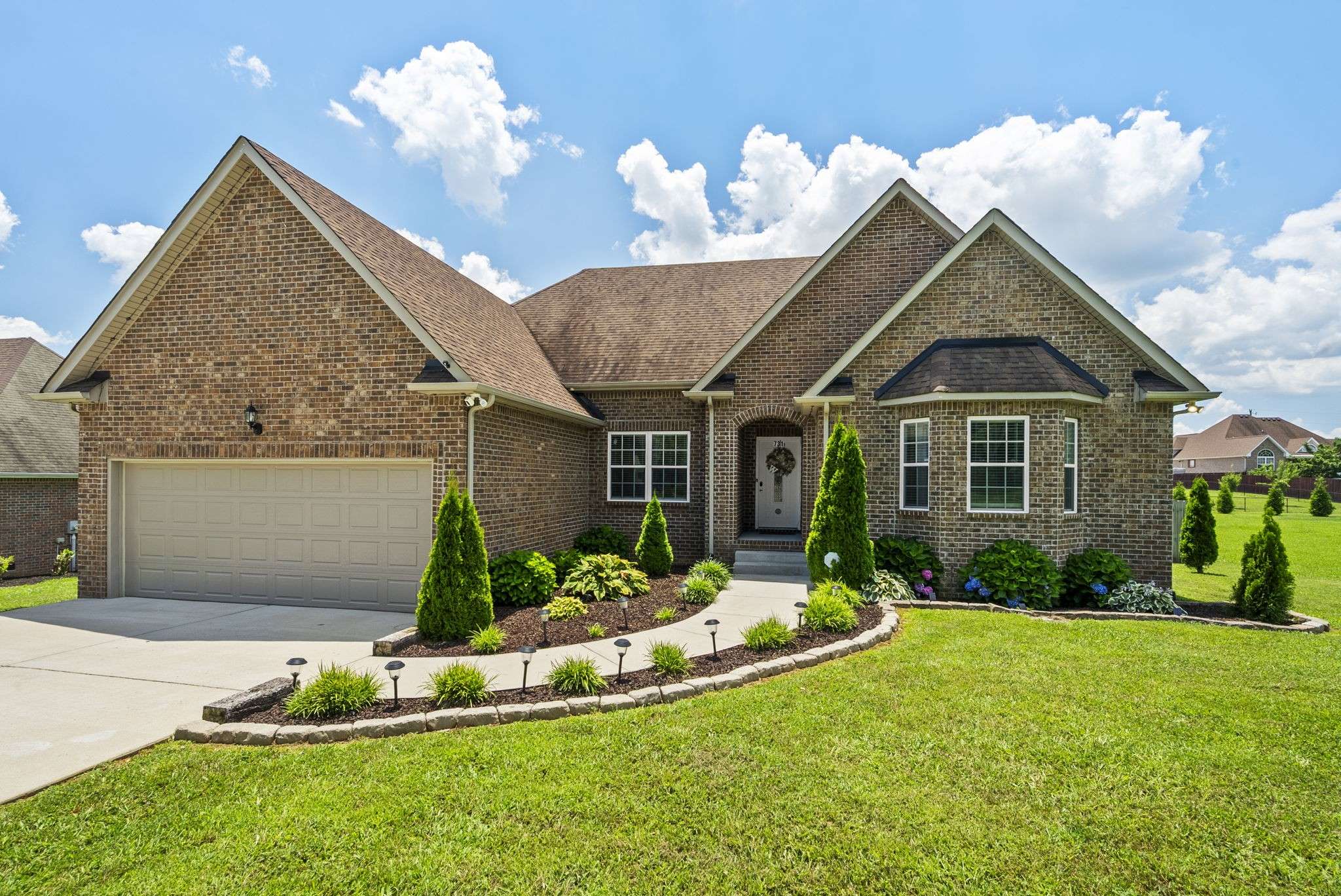 731B N Russell St, Portland, TN 37148