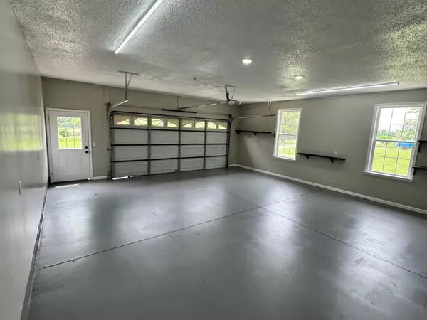 Monterey, TN 38574,410 Sunset Ln