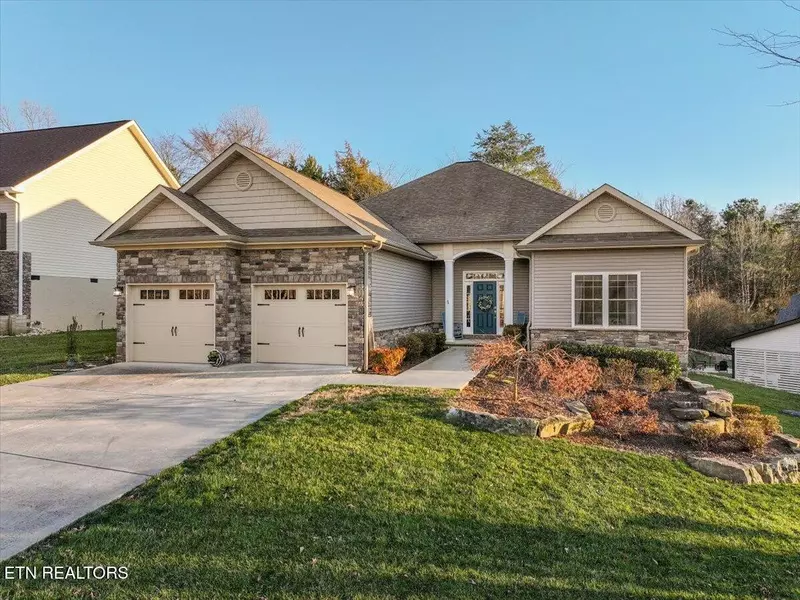 176 Saloli Way, Loudon, TN 37774