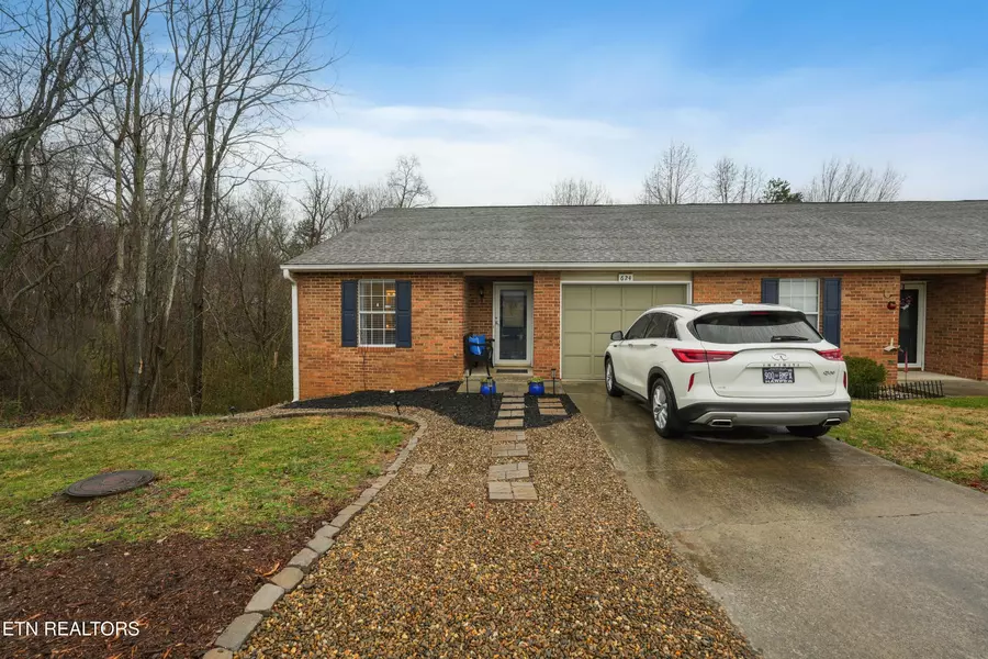 624 Wakebridge Blvd, Powell, TN 37849