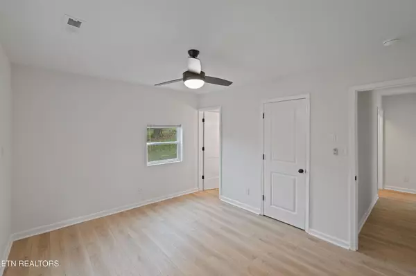 Maryville, TN 37801,916 Panorama Drive