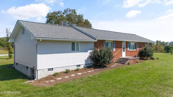 Corryton, TN 37721,9821 E Emory Rd