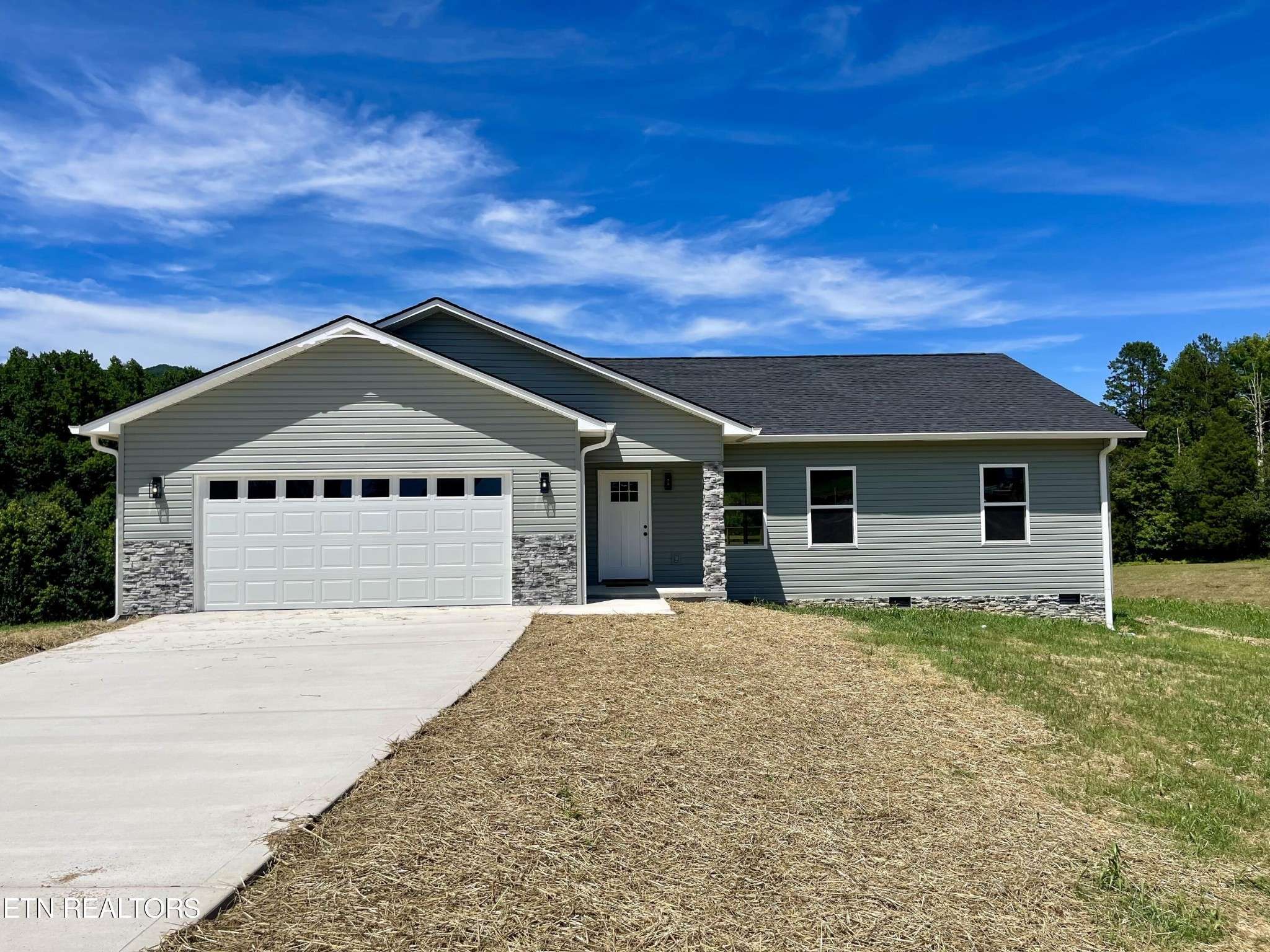 367 Vista Springs Lane, Oliver Springs, TN 37840