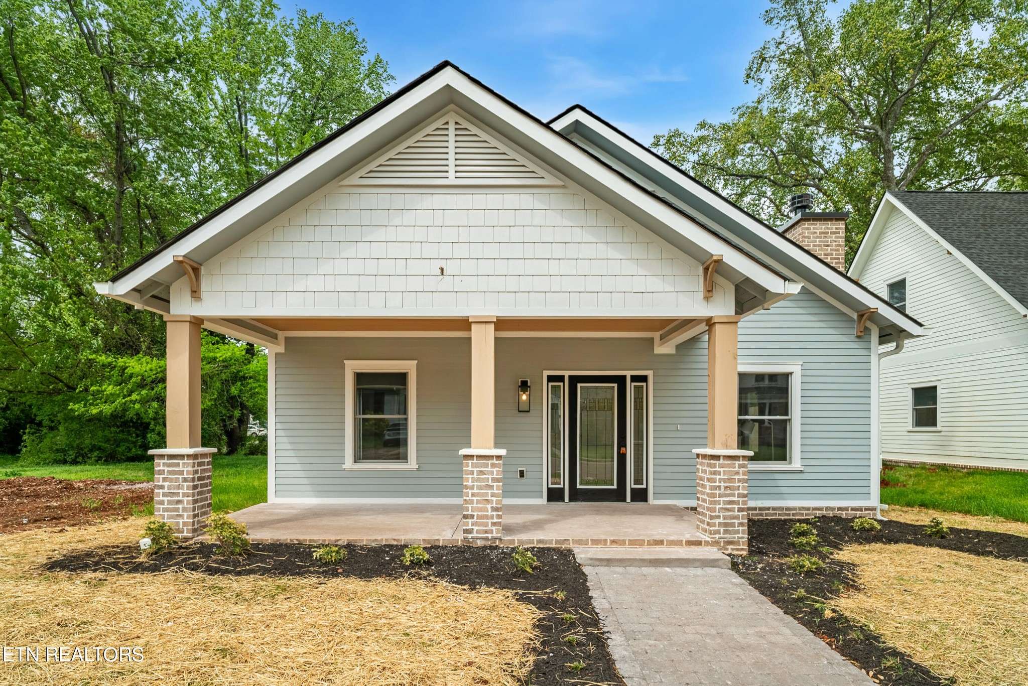 121 Leonard Place, Knoxville, TN 37917