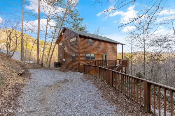 Sevierville, TN 37876,1726 Bassett Way