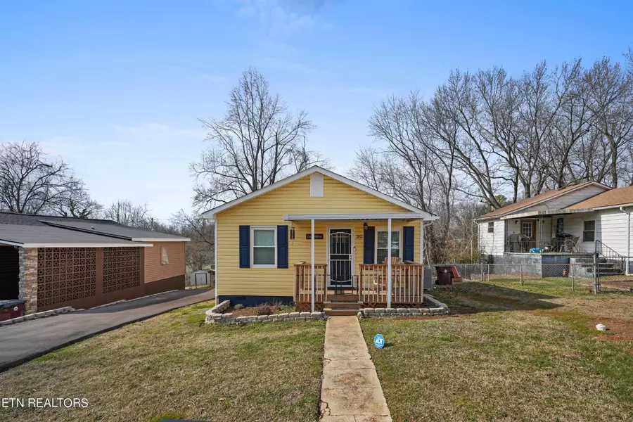 282 W Newton St, Alcoa, TN 37701