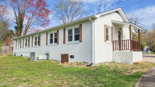 Oak Ridge, TN 37830,110 W Holston Lane