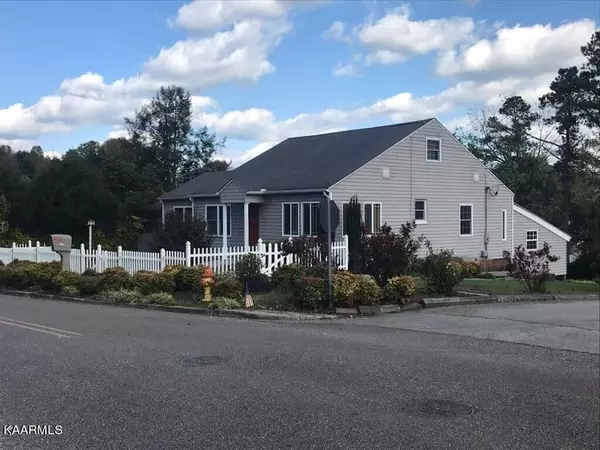 Sweetwater, TN 37874,1102 N Price St