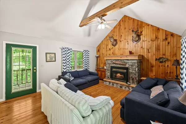 Alpine, TN 38543,1103 Boles Beaty Rd