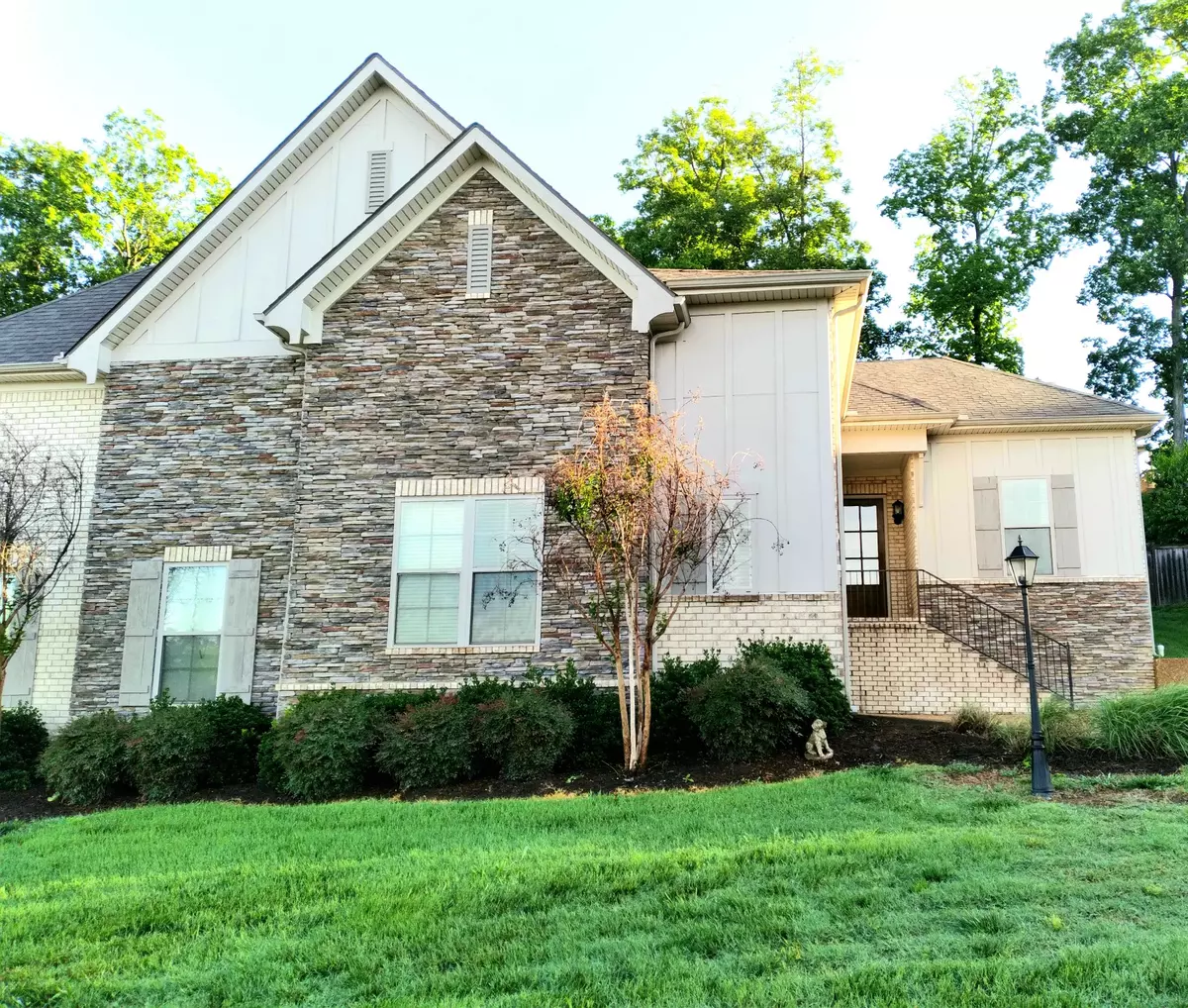 Hendersonville, TN 37075,168 Cobbler Cir