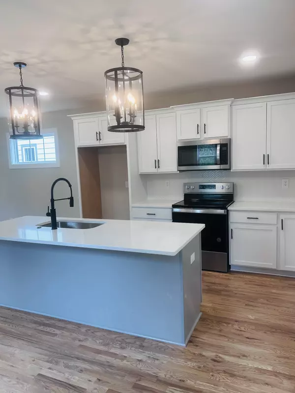 Nashville, TN 37209,5930 Carl Pl