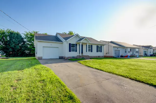 Oak Grove, KY 42262,240 Waterford Dr