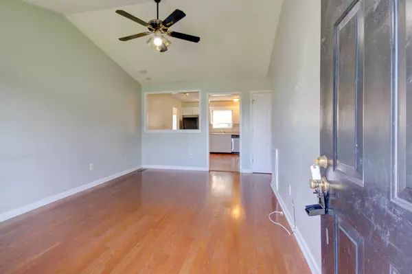 Oak Grove, KY 42262,240 Waterford Dr