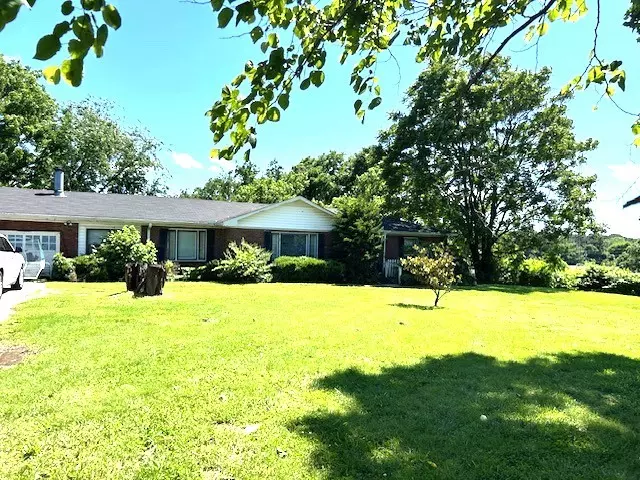 371 Haywood Ln, Nashville, TN 37211