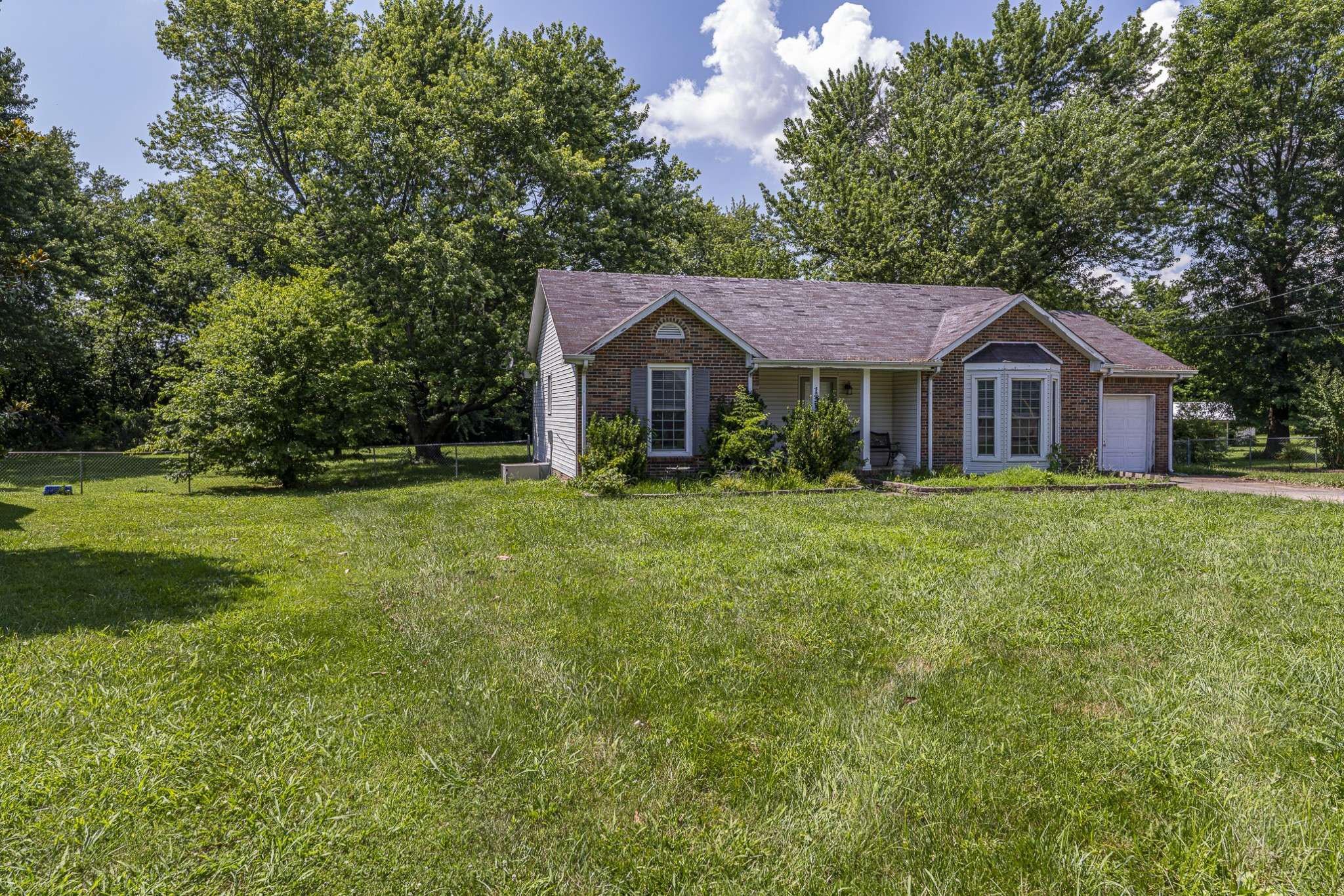 Clarksville, TN 37040,739 Gardendale Ln