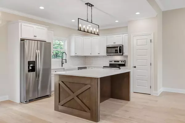 Unionville, TN 37180,2123 Halls Mill Rd