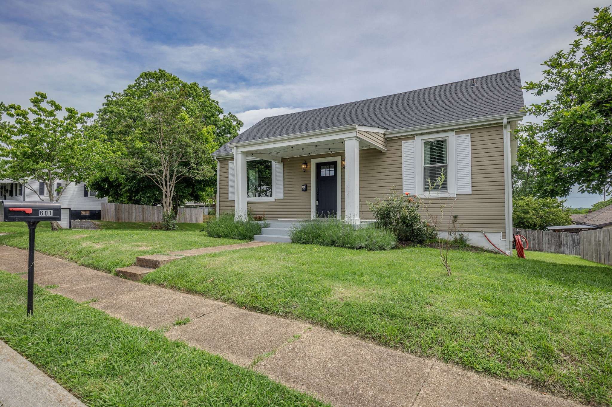 601 Lawrence St, Old Hickory, TN 37138