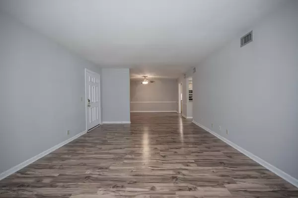 Murfreesboro, TN 37130,1280 Middle Tennessee Blvd #D2