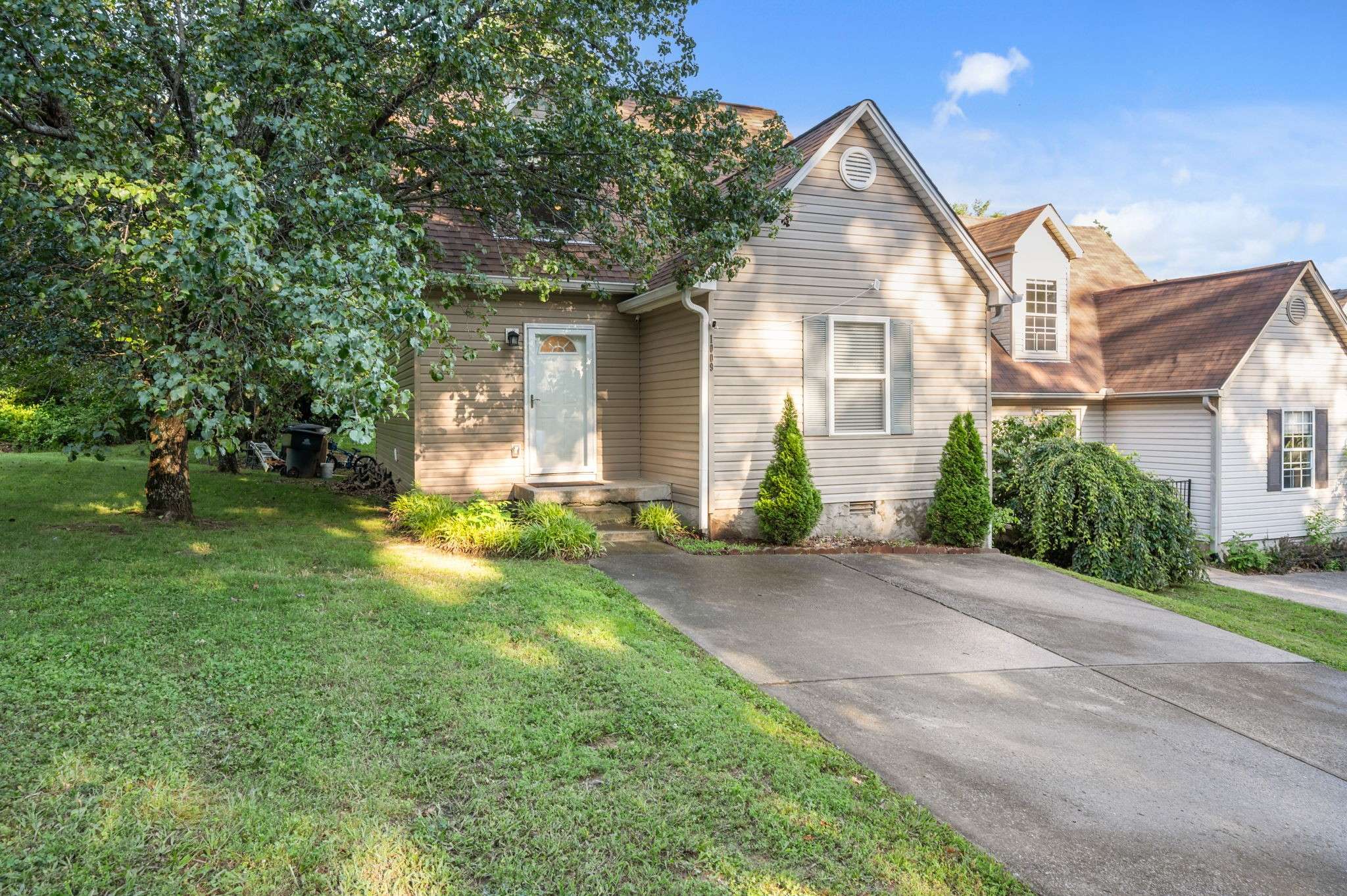 Antioch, TN 37013,1009 Brittany Park Dr