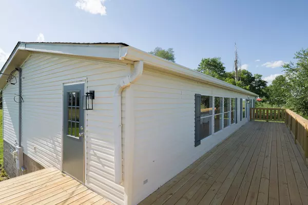 Cedar Hill, TN 37032,3856 Atkins Rd