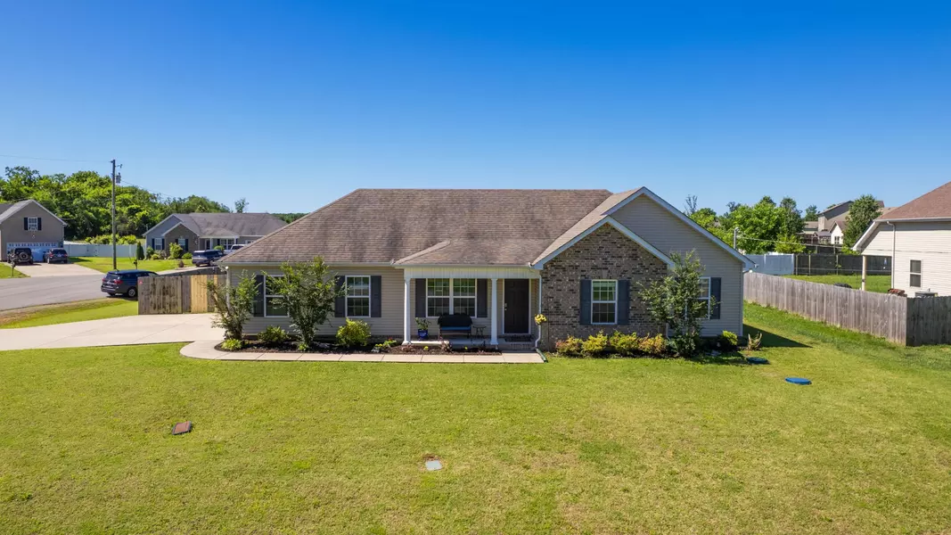 403 Gateway Dr, Murfreesboro, TN 37127