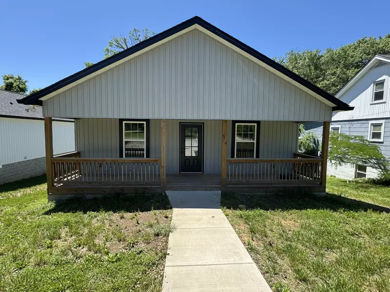 309 Andrews Ave, Hartsville, TN 37074