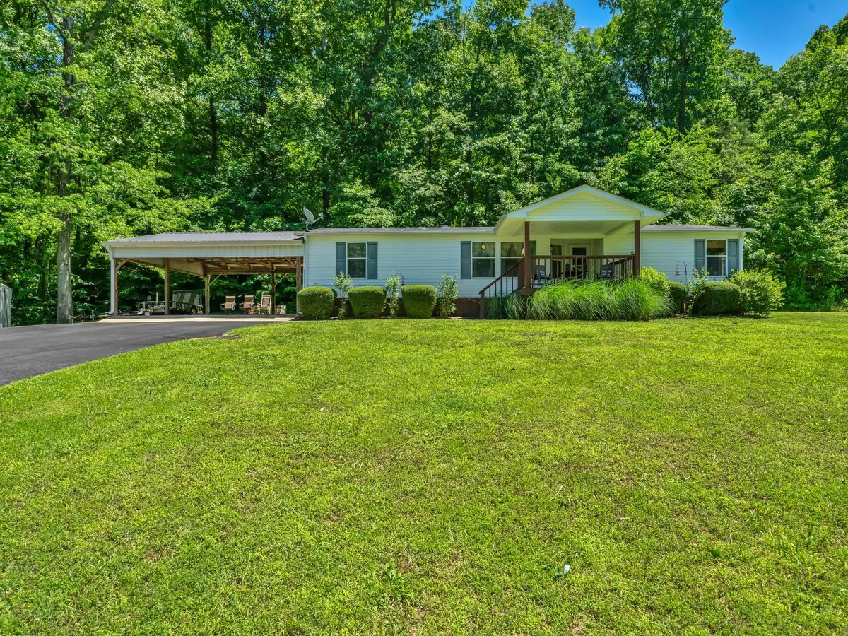 Camden, TN 38320,50 Dingus Ln