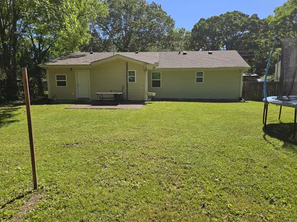 Tullahoma, TN 37388,107 Gentry St