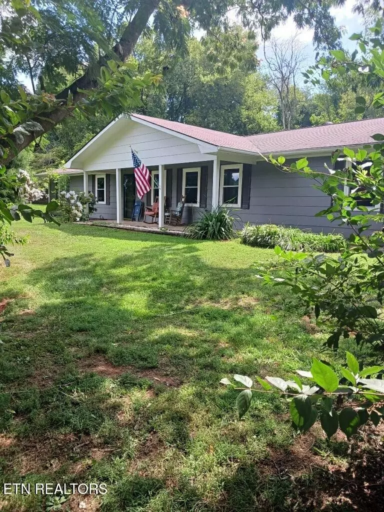 Maryville, TN 37803,1818 Maggie St