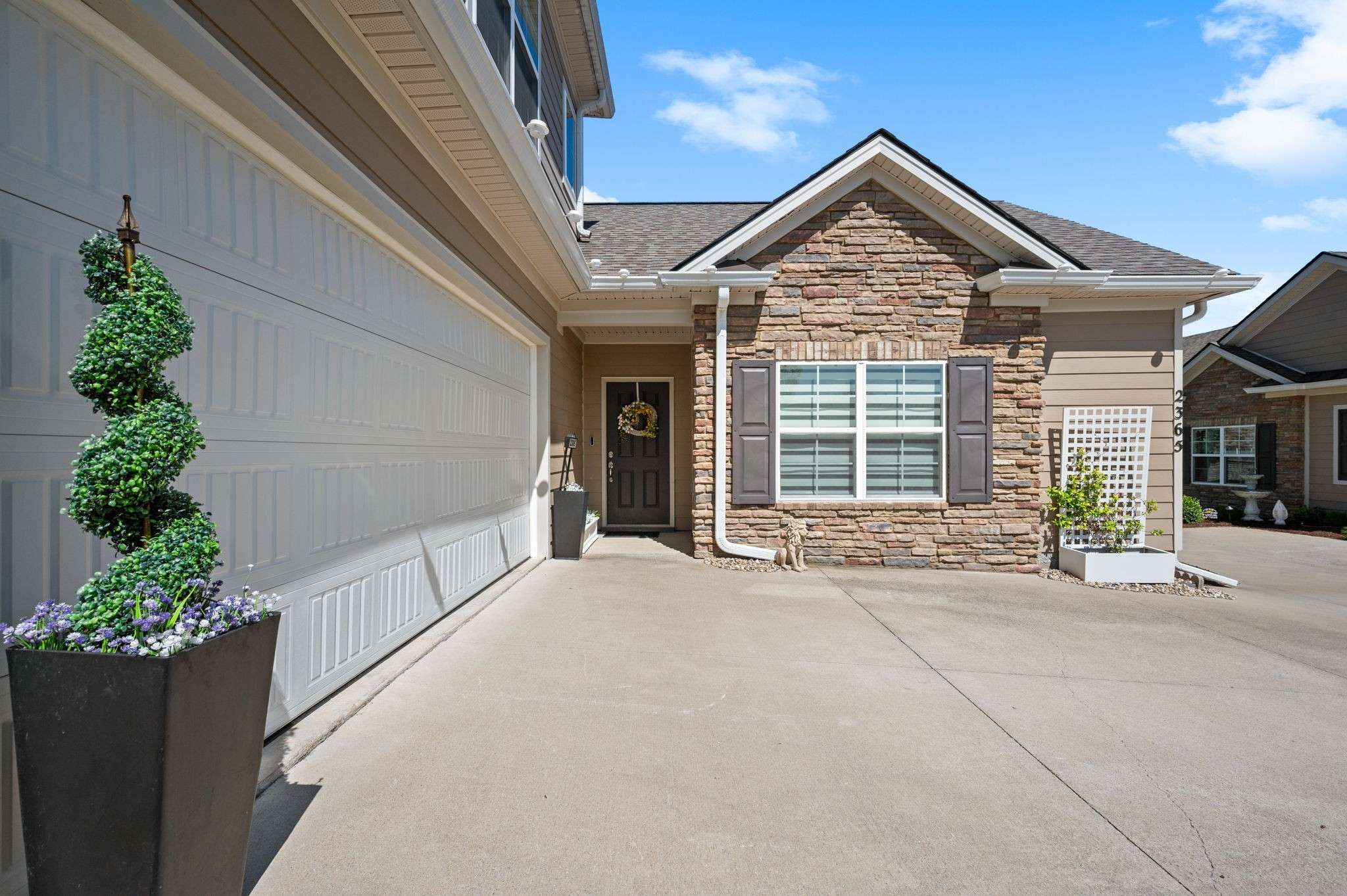 2365 Stonecenter Lane, Murfreesboro, TN 37128