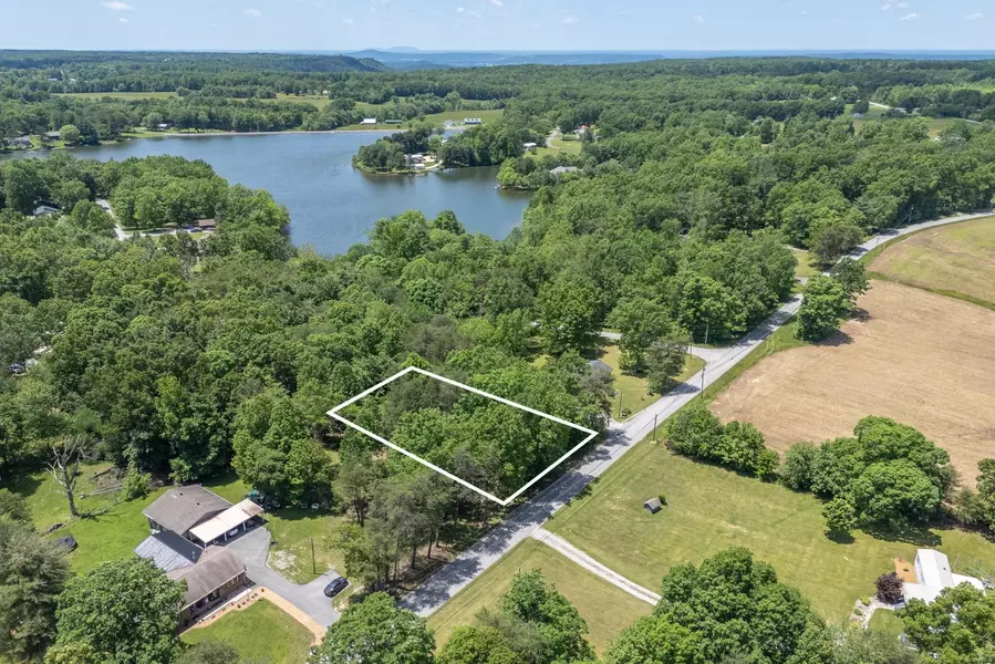 5172 Coalbank Rd, Sparta, TN 38583