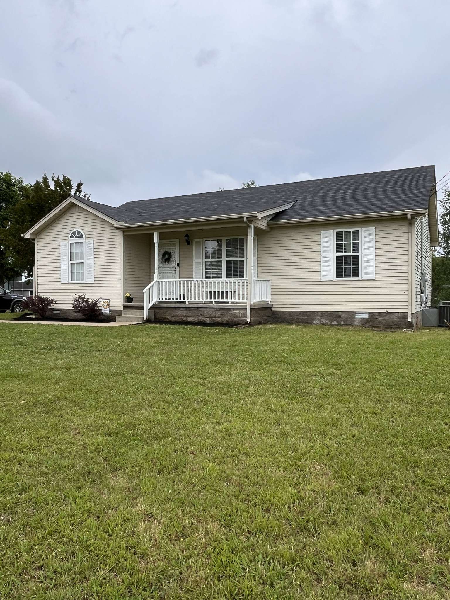6133 Lee Ave, Murfreesboro, TN 37129