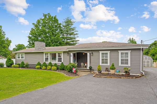 101 Hillwood Ln, Mcminnville, TN 37110