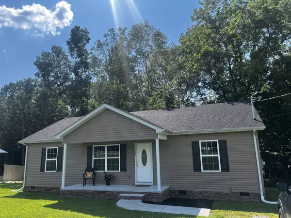 1161 Honey Ln, Estill Springs, TN 37330