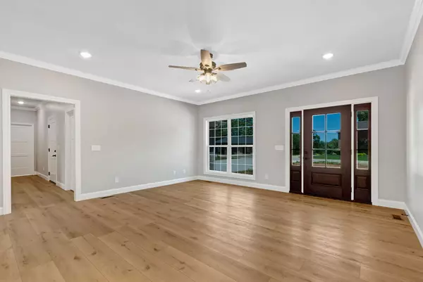 Lawrenceburg, TN 38464,109 Fairway Dr