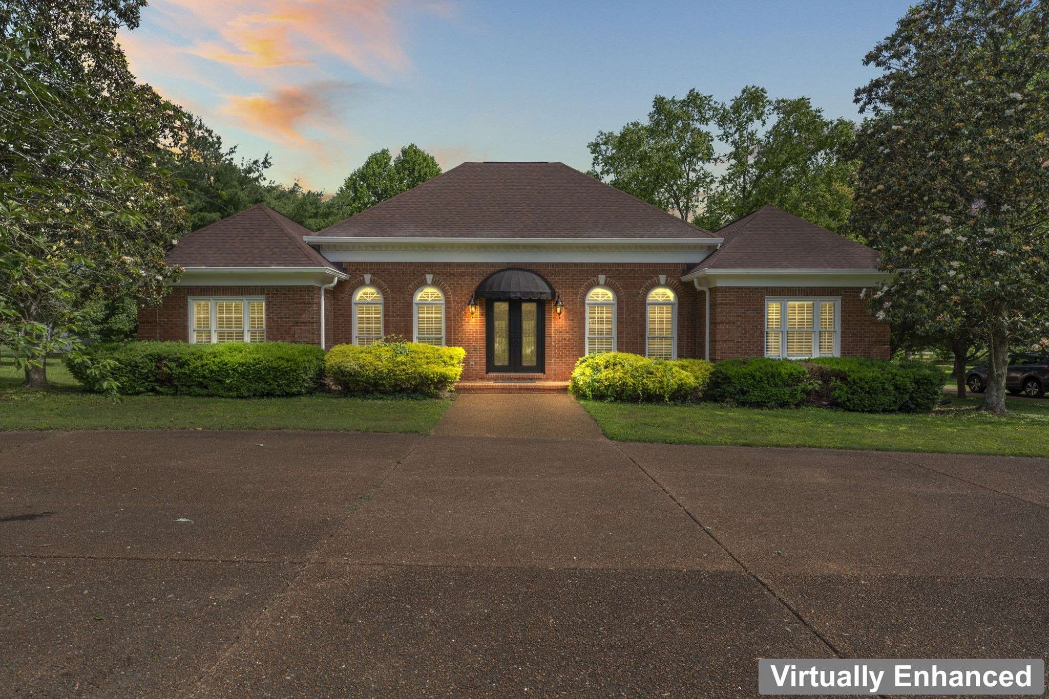3000 General Forrest Dr, Columbia, TN 38401