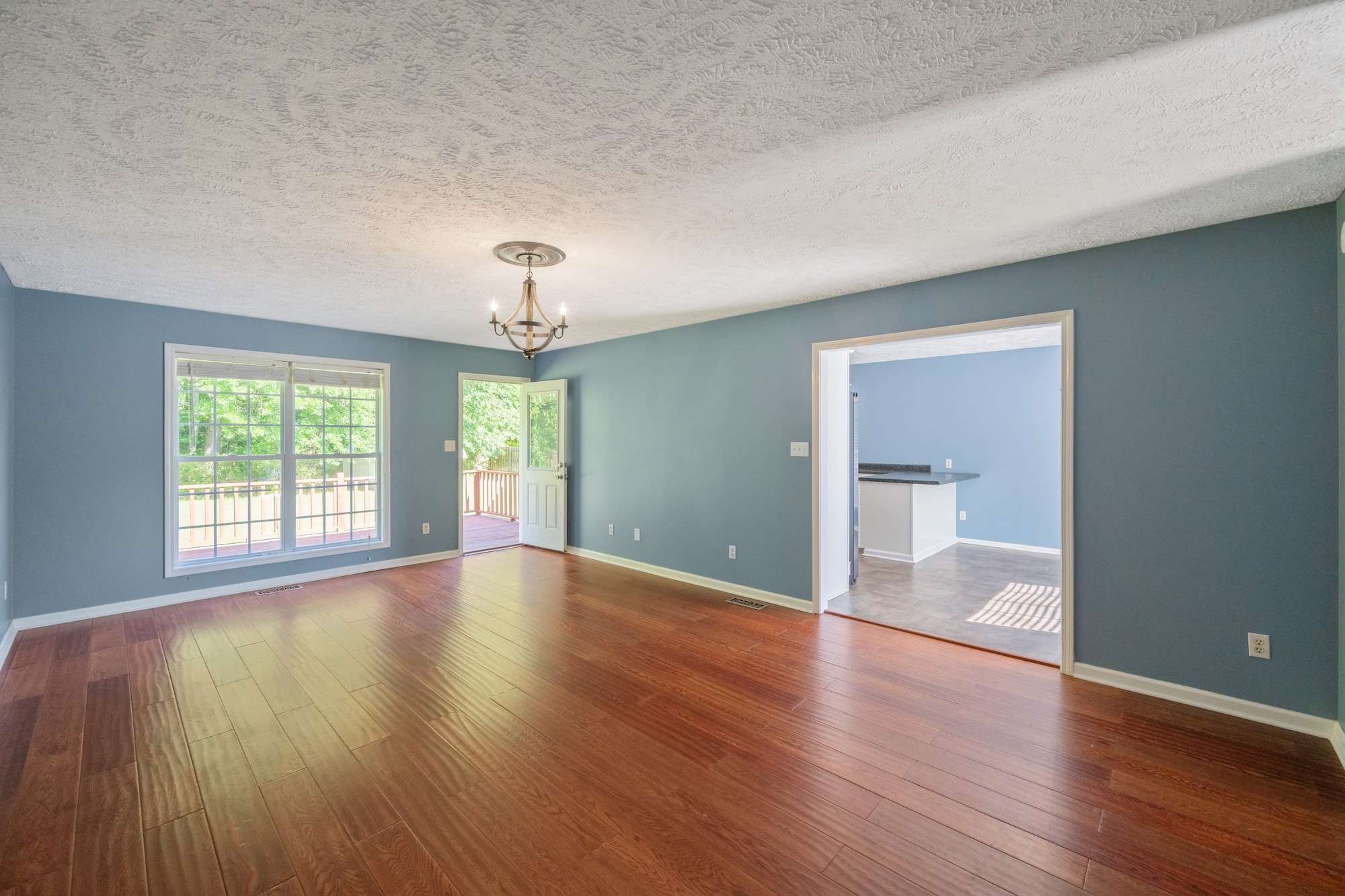 Lexington, TN 38351,227 Hidden Valley Cir