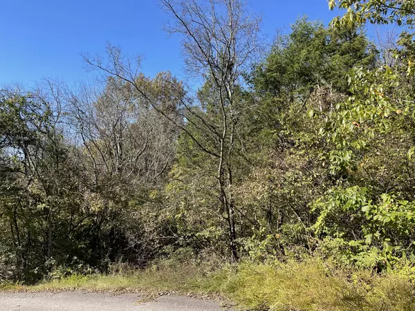 0 Due West Ave N, Madison, TN 37115