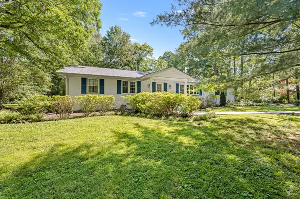 Tullahoma, TN 37388,404 HOOD DRIVE