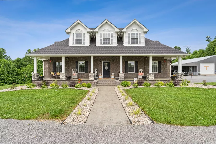 5810 Carthage Rd, Pleasant Shade, TN 37145