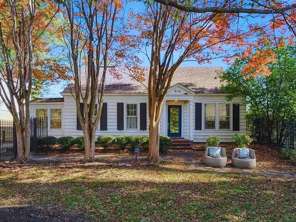 816 Charles Pl, Memphis, TN 38112