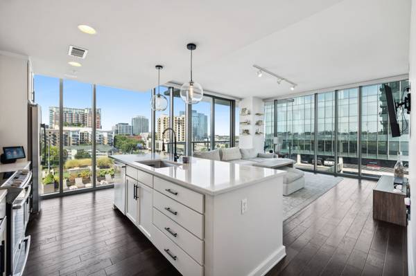 1212 Laurel St #615, Nashville, TN 37203