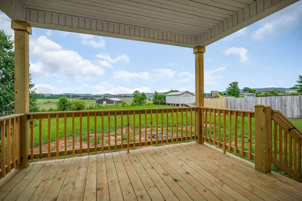 Walling, TN 38587,15521 OLD KENTUCKY ROAD