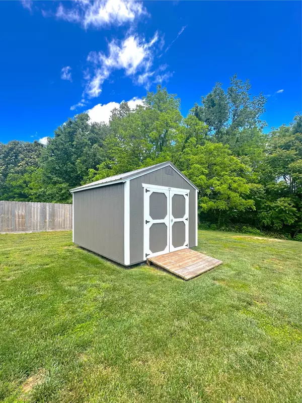 Livingston, TN 38570,730 Everville Dr