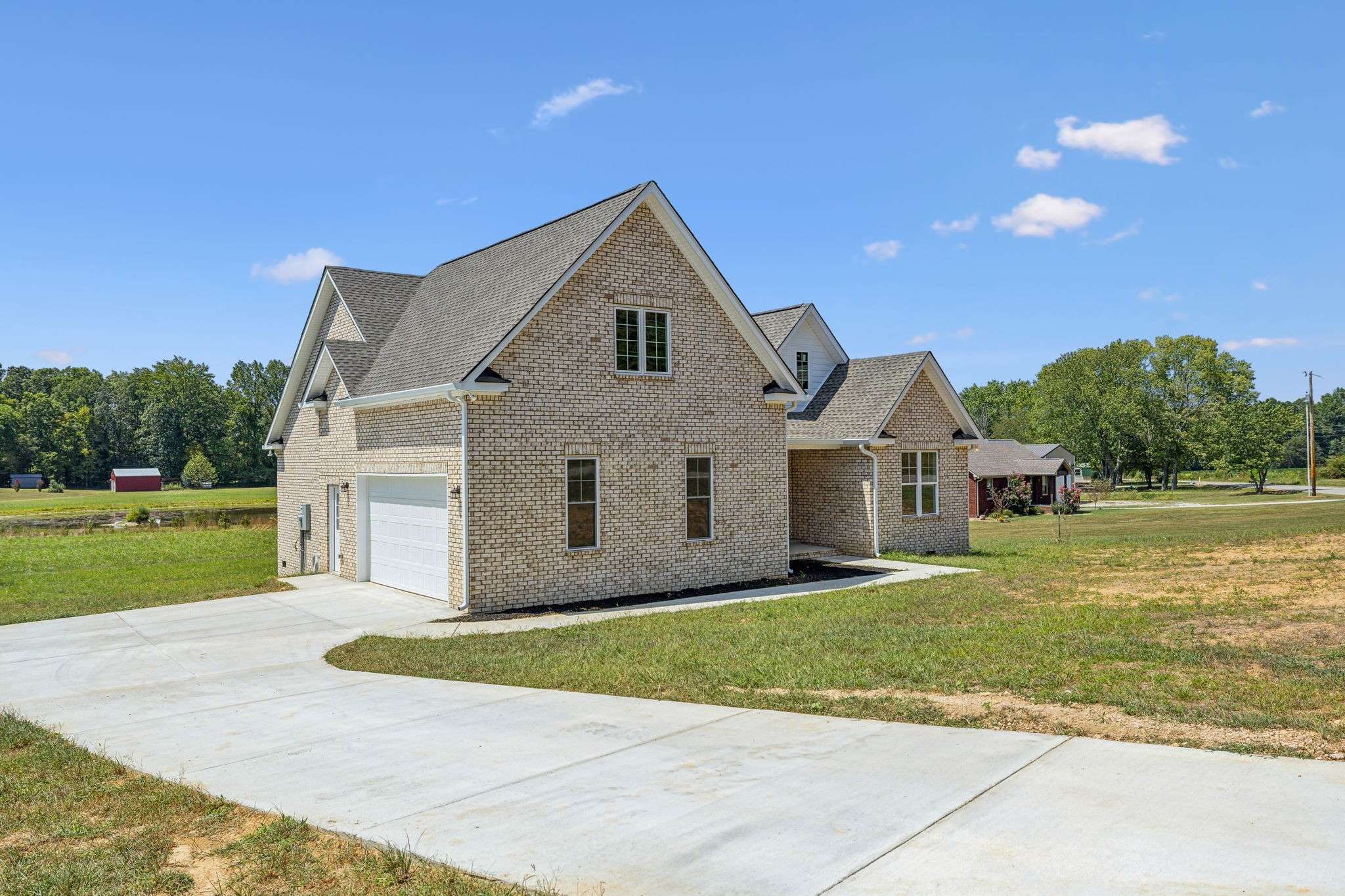 Lawrenceburg, TN 38464,43 Long Branch Rd