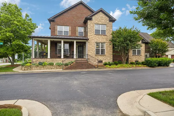 Brentwood, TN 37027,801 Valley View Cir