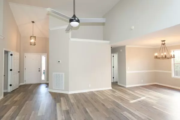 Antioch, TN 37013,6356 Paddington Way