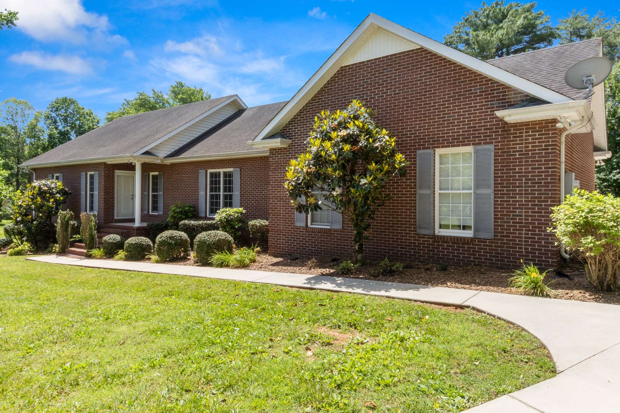 318 Tulip Tree Trl, Estill Springs, TN 37330