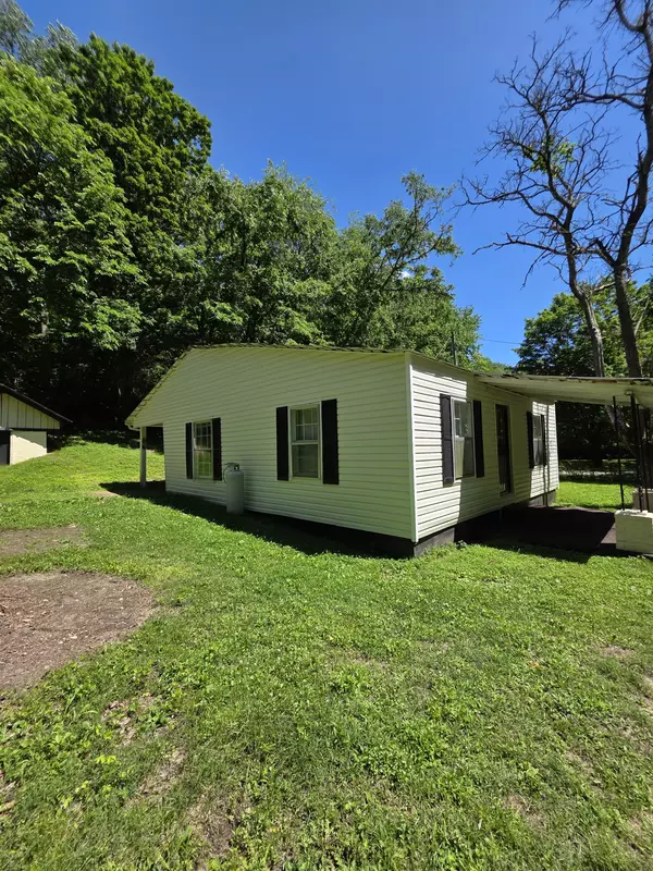 Ashland City, TN 37015,1048 Ross Hollow Rd